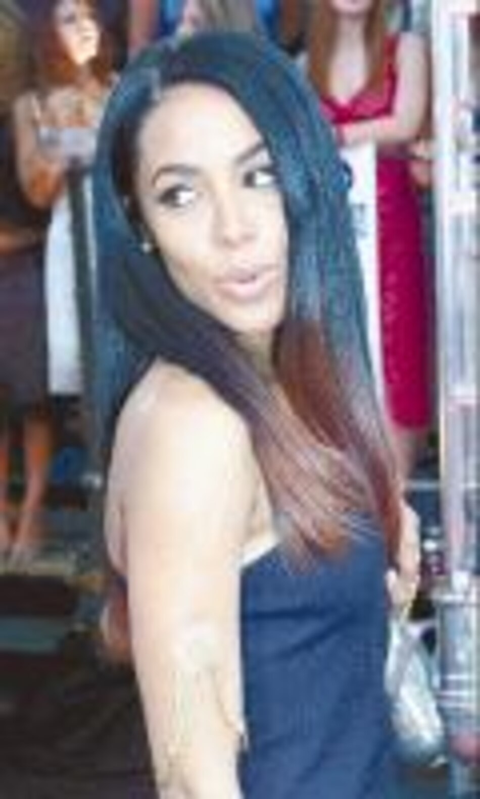 Mueren nueve personas en accidente aéreo