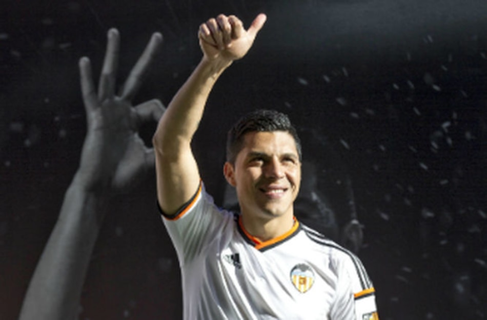 Valencia presenta al argentino Enzo Pérez como nuevo refuerzo