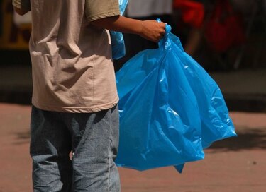 Aprueban en tercer debate proyecto que prohíbe el uso de bolsas plásticas