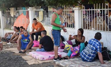 Costa Rica deportará a 13 cubanos y 2 nicaragüenses indocumentados