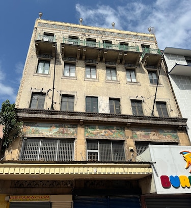 El alma y la nostalgia de los edificios de La Central