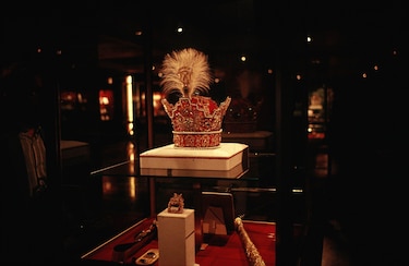 Cinco de los tesoros más bellos del mundo que intentaron robar del Louvre y otros museos