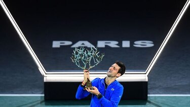 Djokovic impone su ley y gana el Masters 1000 de París por quinta vez