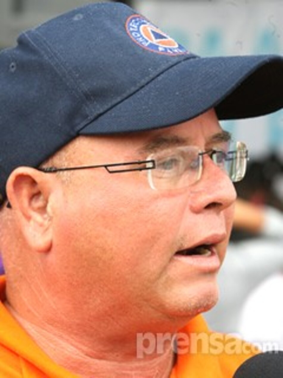 Alvarado: No hay pugna entre el Sinaproc y los bomberos