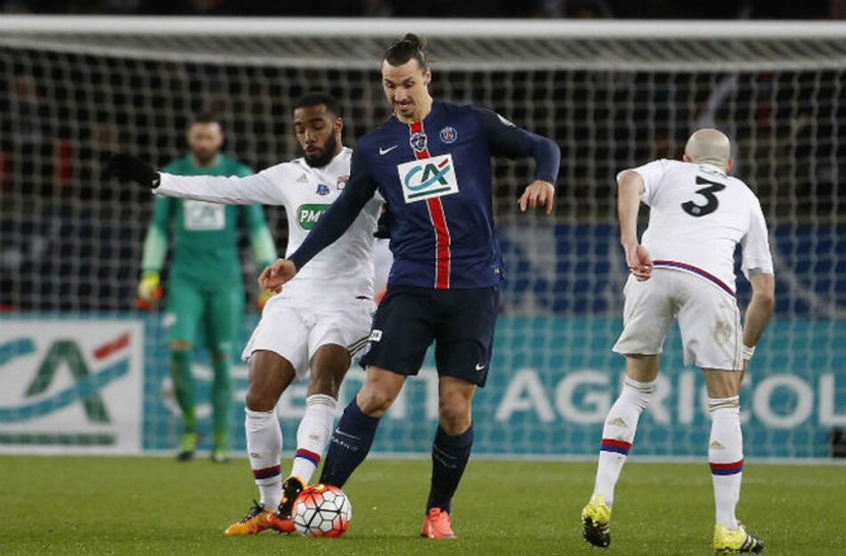 PSG derrota al Lyon 3-0 y se clasifica