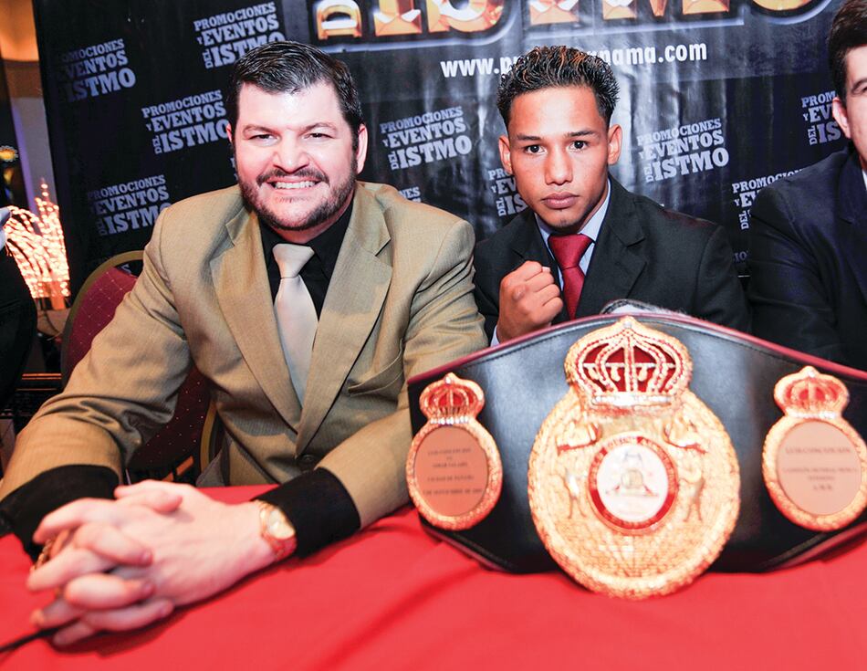 Rogelio Espiño vuelve motivado y trae su visión del boxeo