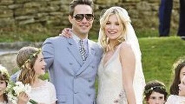 Moss y Hince se casan