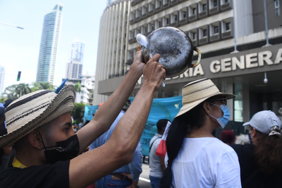 La escueta respuesta de la Contraloría sobre los auxilios económicos del Ifarhu