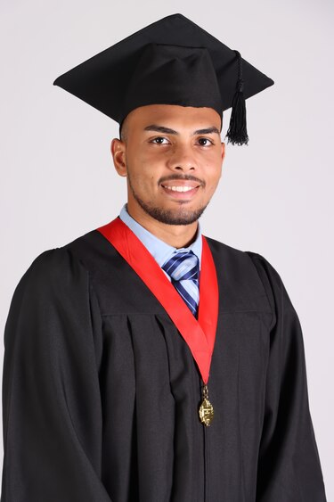 La Universidad de Panamá presenta a los graduados de su Facultad de Derecho y Ciencias Políticas