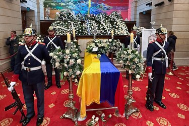 En vivo: funeral del senador y precandidato presidencial colombiano Miguel Uribe Turbay