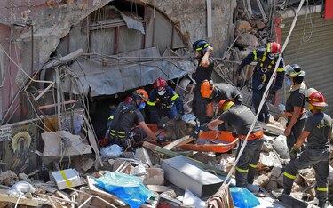 Presidente libanés rechaza una investigación internacional sobre la explosión en Beirut