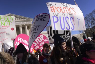 Defensores del aborto en Estados Unidos contraatacan el retroceso de sus derechos