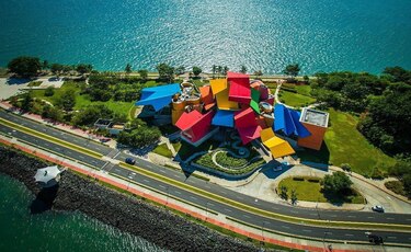 El desafío del Biomuseo ante la convulsión que mantiene a los visitantes alejados