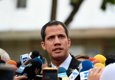 Juan Guaidó defiende sanciones para asfixiar al régimen de Nicolás Maduro