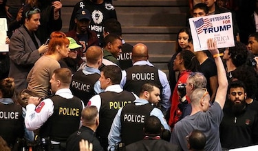 Trump suspende acto en Chicago por razones de 'seguridad'