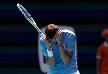 Medvedev cae ante Cerúndolo y se despide de Miami