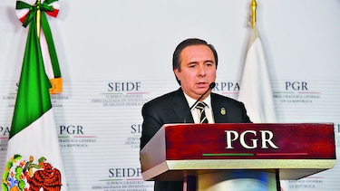 Investigador se va bajo sospecha
