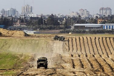 Aviones israelíes atacan la Franja de Gaza