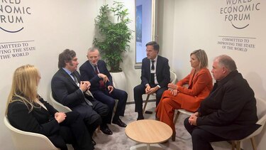 Milei se reúne con la reina Máxima y el primer ministro neerlandés en Davos