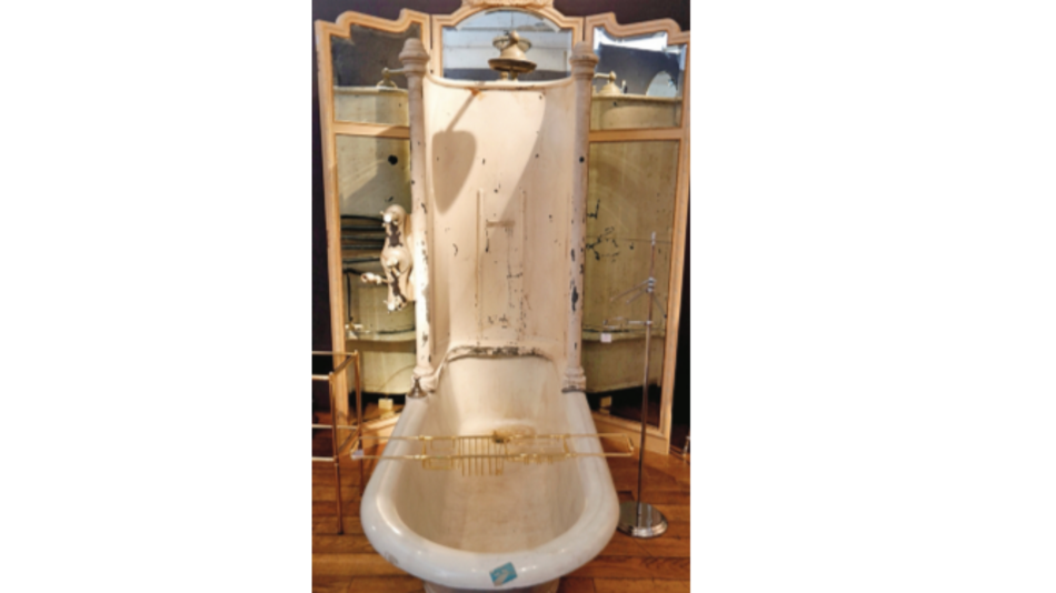 Piezas del legendario hotel Ritz de París, en subasta del glamur