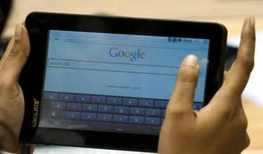 La India lanza una nueva versión de Aakash, la tableta más barata del mundo