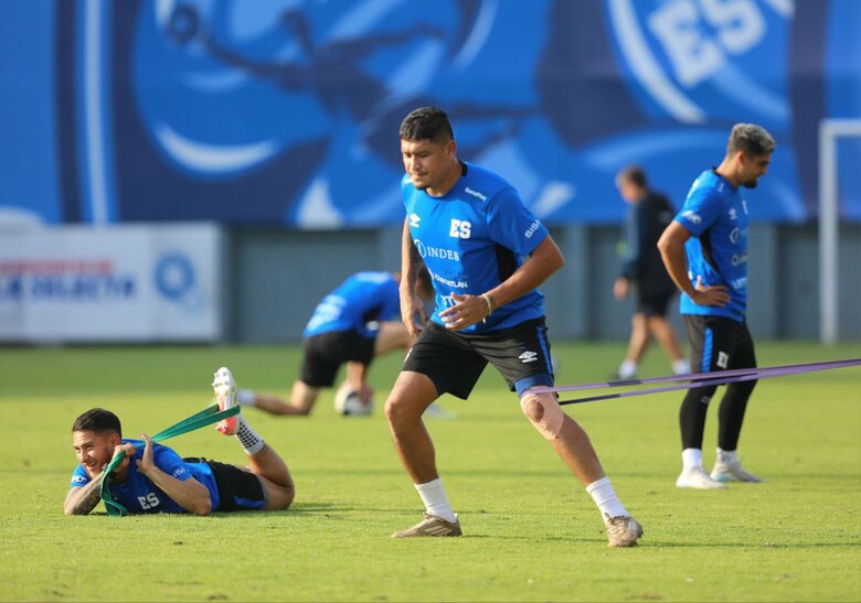 Nicolás Muñoz y Gustavo Flores analizan el duelo que puede cambiar la eliminatoria