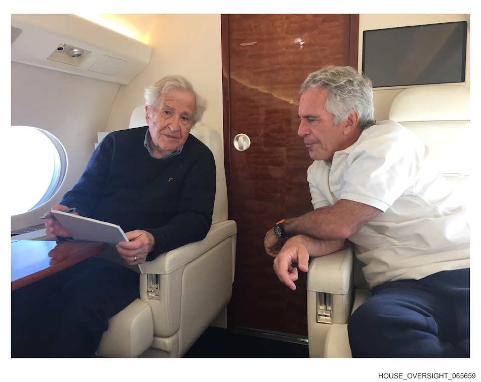 Los demócratas publican nuevas fotos del caso Epstein: Chomsky, pasaportes y mensajes