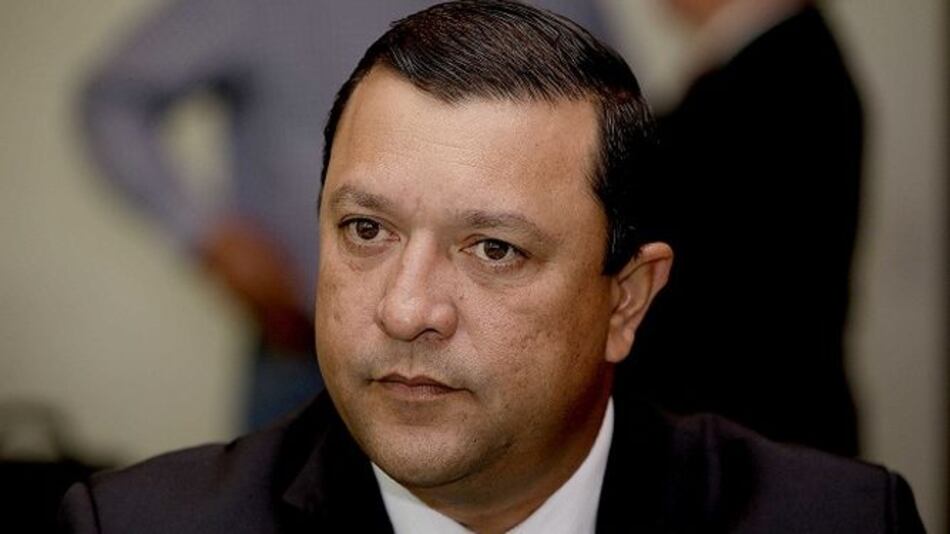 Edwin Cárdenas goza de libertad tras pagar fianza