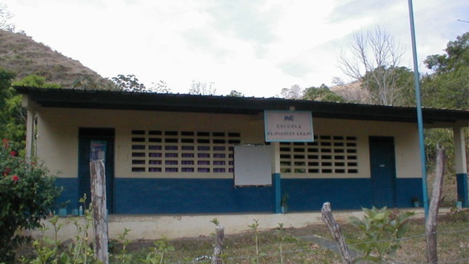 Los Santos: Cierran dos escuelas primarias por falta de matrícula