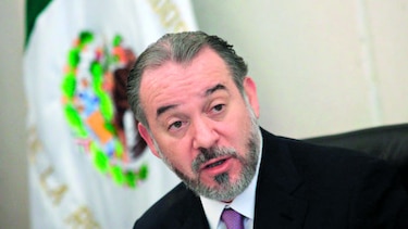 Renuncia procurador de México; duró un año