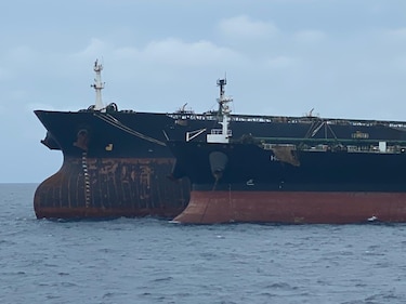 Indonesia incauta un petrolero de bandera panameña y otro de bandera iraní