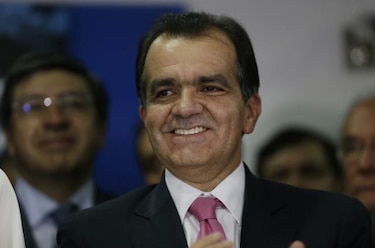 Santos y Zuluaga enfrentan difíciles alianzas