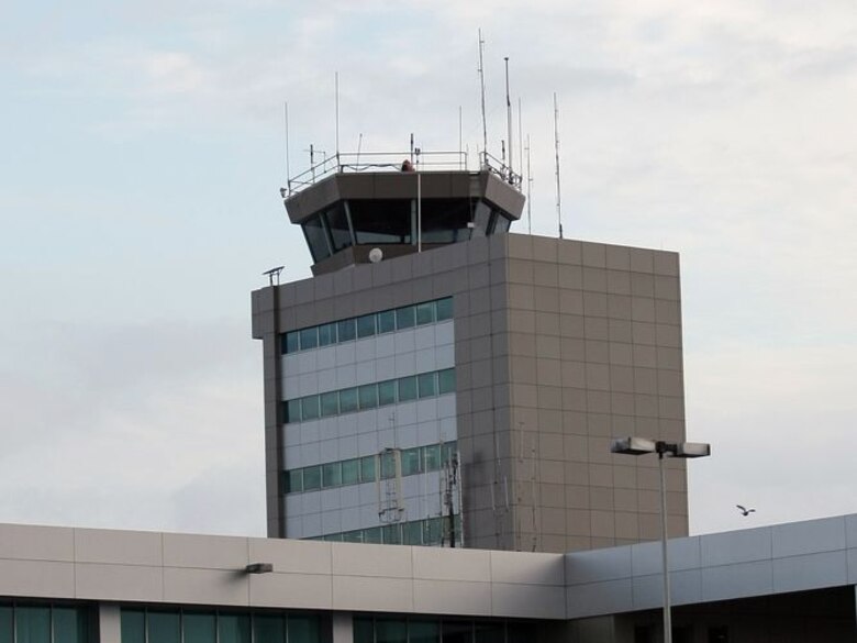 Falla del radar revela falta de mantenimiento e inversión en infraestructura aérea en Panamá