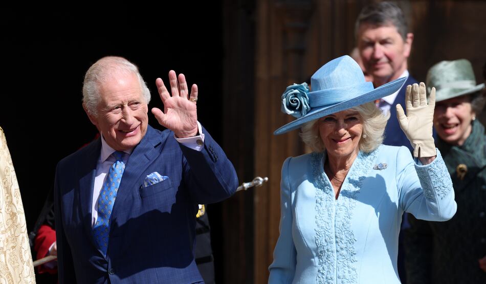 Carlos III y Camila asisten a la misa de Pascua en Windsor con la presencia de Andrés