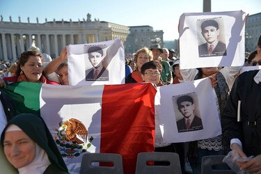 Papa Francisco proclama siete nuevos santos; dos son latinoamericanos