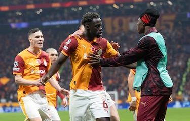 Galatasaray da un golpe en Estambul y deja contra las cuerdas a la Juventus