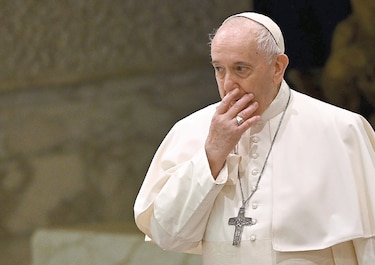 Papa Francisco tiene que anular varios compromisos a causa de un dolor de ciática