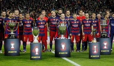 Barcelona exhibe las cinco copas logradas en 2015