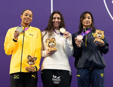 Emily Santos se siente honrada y orgullosa por ganar la medalla de oro