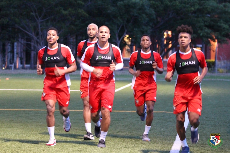 Compromiso y profesionalismo: el pedido del DT Christiansen para los jugadores