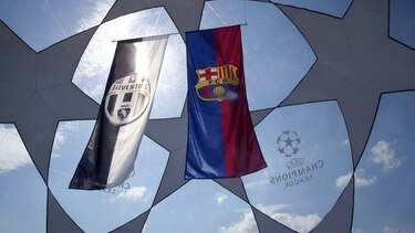 Aficiones del Barça y Juve se toman Berlín en un ambiente de hermandad