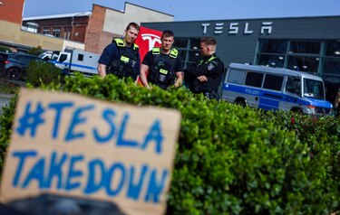 ‘Tesla Takedown’: campaña global contra Elon Musk convoca protestas en varios países