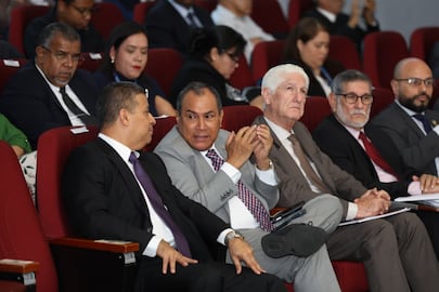 Gremios empresariales advierten riesgo de financiamiento ilícito y ‘traje a la medida’ de los políticos en reformas electorales
