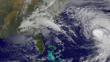 El huracán ‘Joaquín’ se acerca a las islas Bermudas debilitado