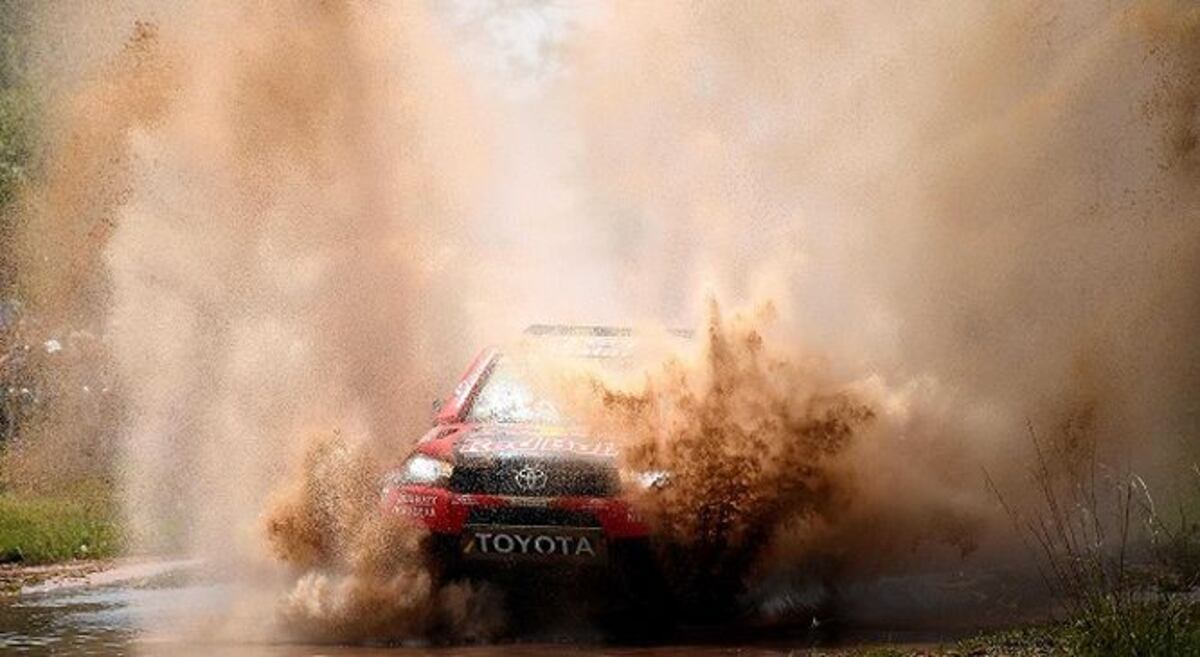 Nasser Al Attiyah gana primera etapa en autos del Dakar sudamericano