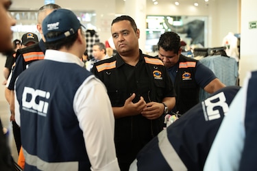 Inspectores de la Acodeco y la DGI inician operativos para verificar el pago del Itbms