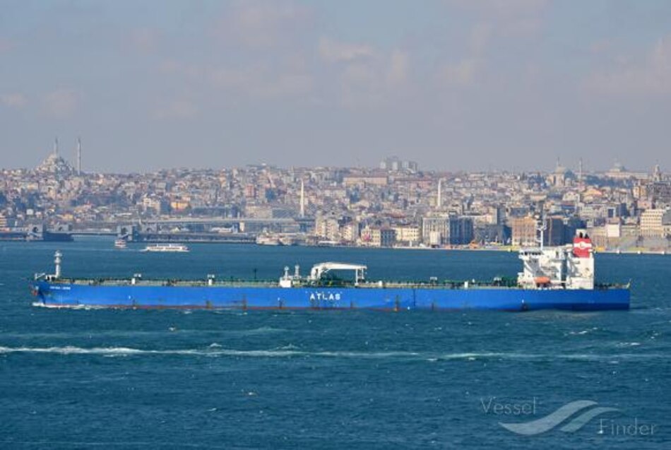 Buque de bandera panameña rescata a 73 personas en aguas griegas tras operación de emergencia