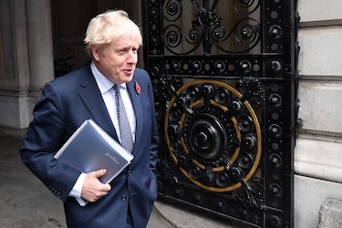Oposición inglesa solicita investigación sobre gastos del primer ministro Boris Johnson
