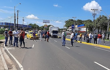 Azuero: dueños de bares y cantinas protestan para pedir reapertura de sus negocios