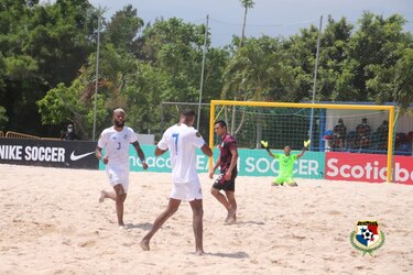 Panamá cae ante México en el premundial de fútbol playa; Estados Unidos será el rival en la siguiente ronda